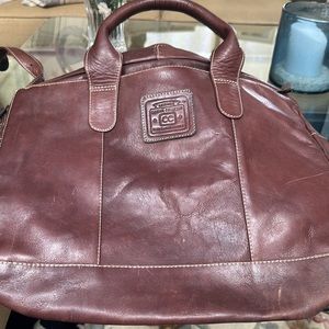Carriage Collection 100% leather bag.